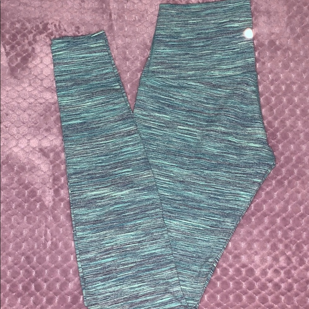 Lululemon Wunder Under Leggings Size 6